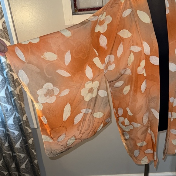 Vintage Orange & Cream Floral Silk Kimono - Picture 3 of 9